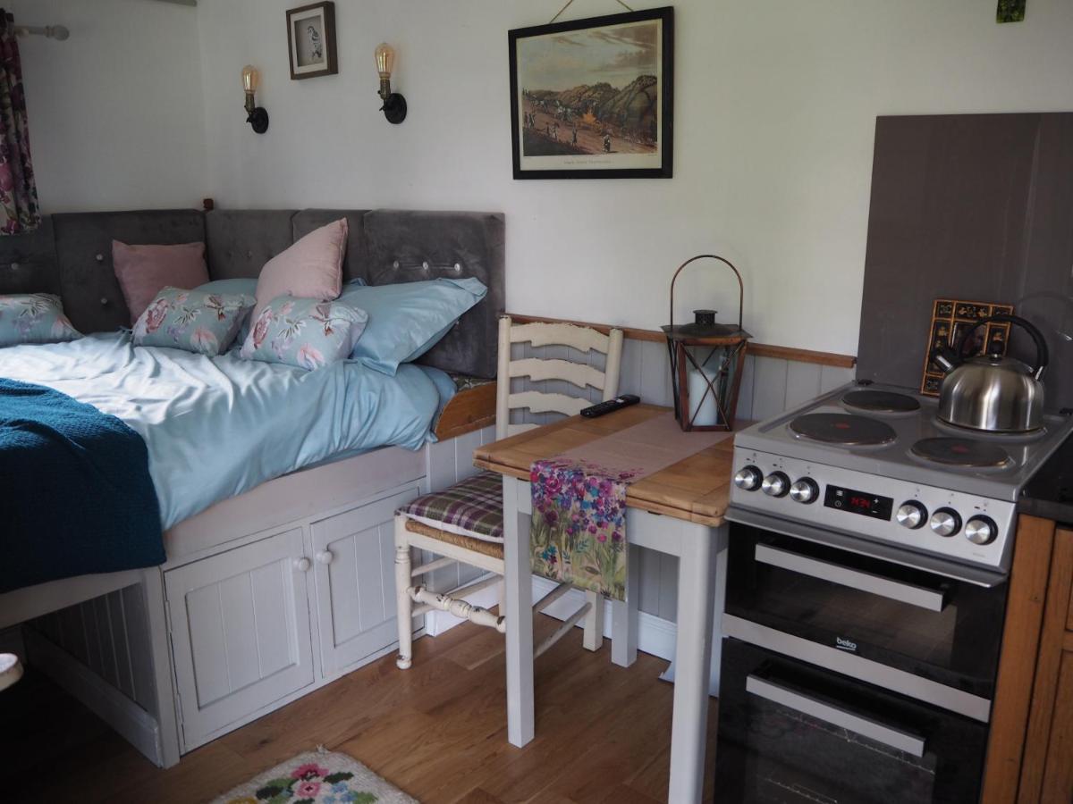 Ipstones The Owl Hootヴィラ エクステリア 写真